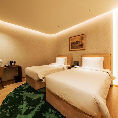 080 Transit Hotel, T2 Turuvekere Exterior photo