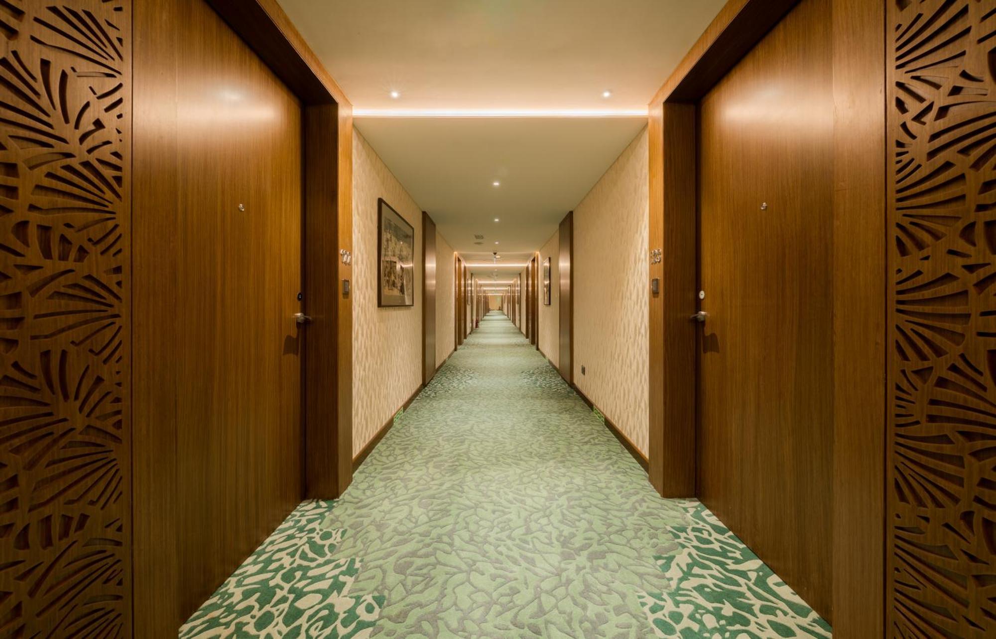 080 Transit Hotel, T2 Turuvekere Exterior photo
